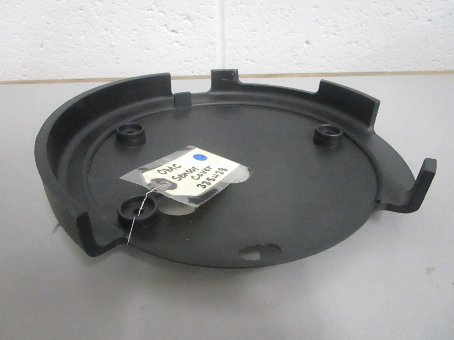 NEW OEM 335428 0335428 OMC Johnson Evinrude Sensor Cover 0820