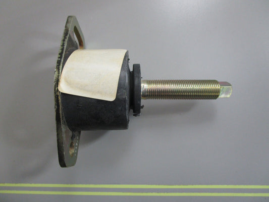 *NEW OEM* 0820 Volvo Penta Rubber Cushion 829646