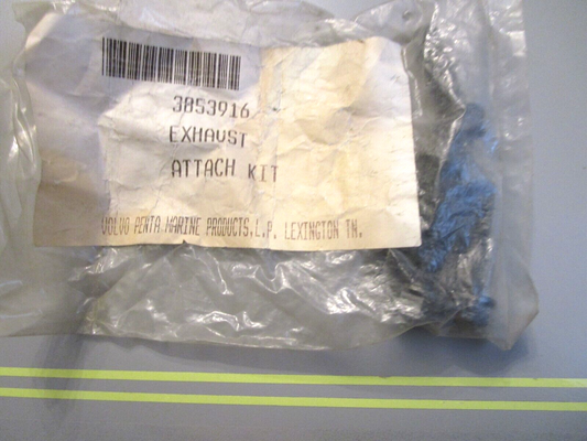 *NEW OEM* 0750 OMC Johnson Evinrude EXHAUST ATTACH KIT 3853916