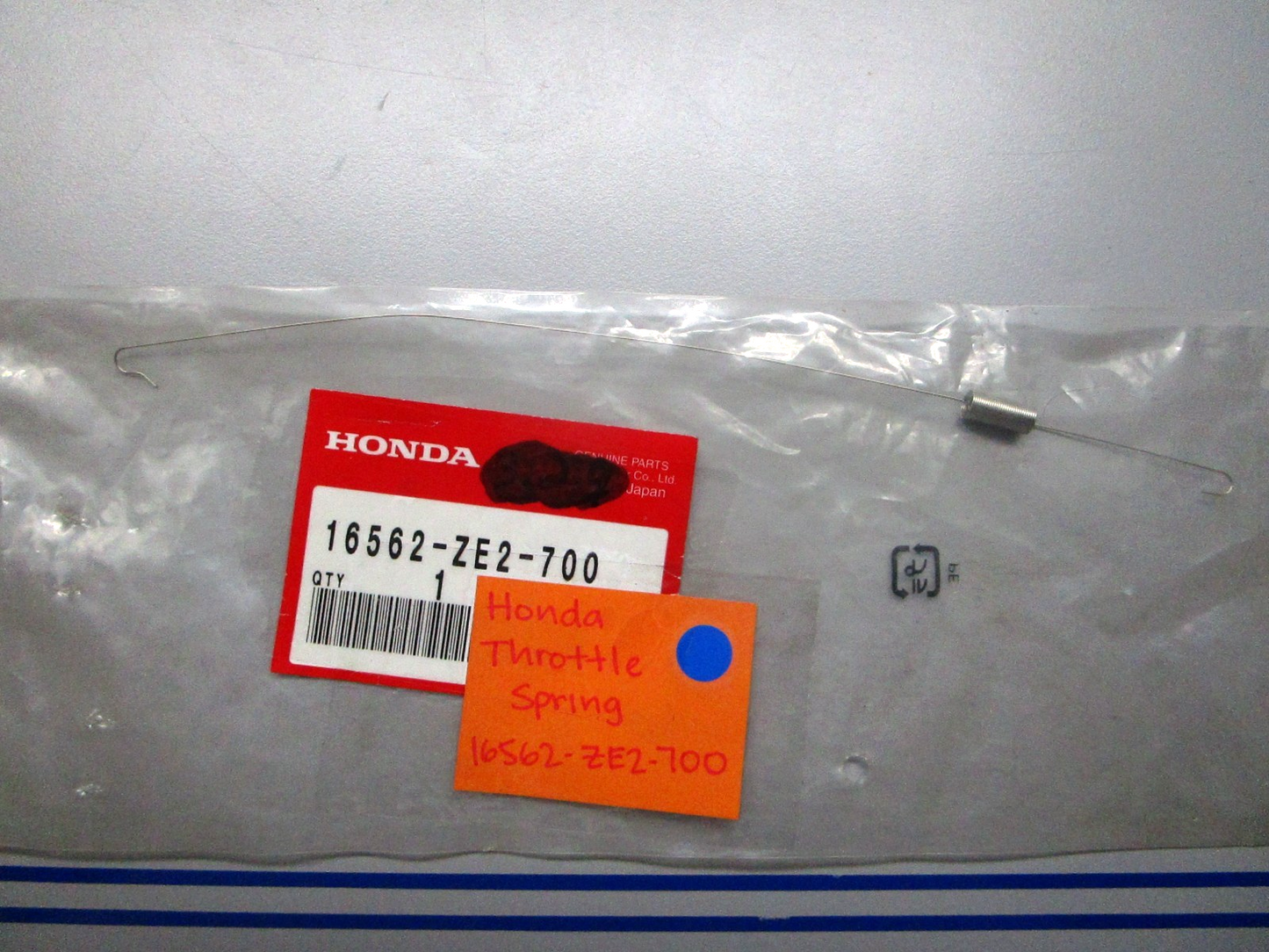 *NEW OEM* 0810 Honda Throttle Spring 16562-ZE2-700