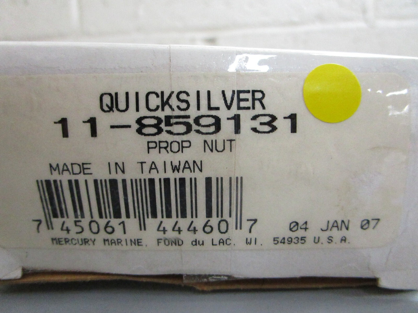 *NEW OEM* 0820 Mercury Quicksilver Propeller Nut 11-859131