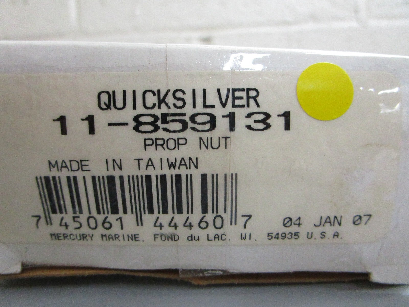 *NEW OEM* 0820 Mercury Quicksilver Propeller Nut 11-859131