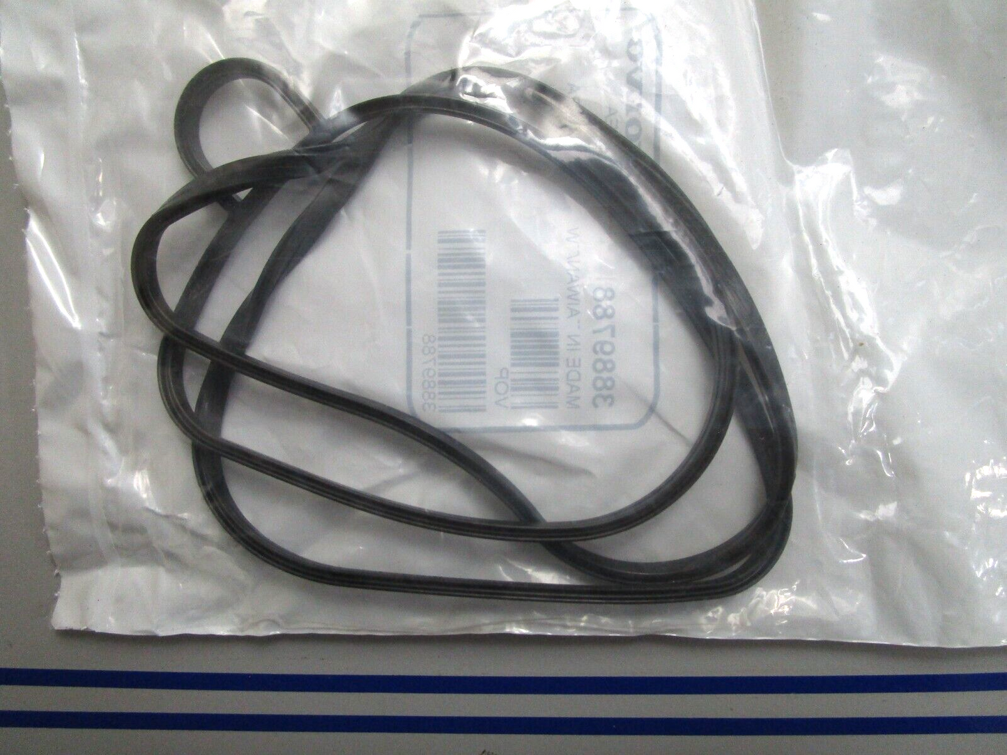 *NEW OEM* 0720 Volvo Penta Gasket 3889788