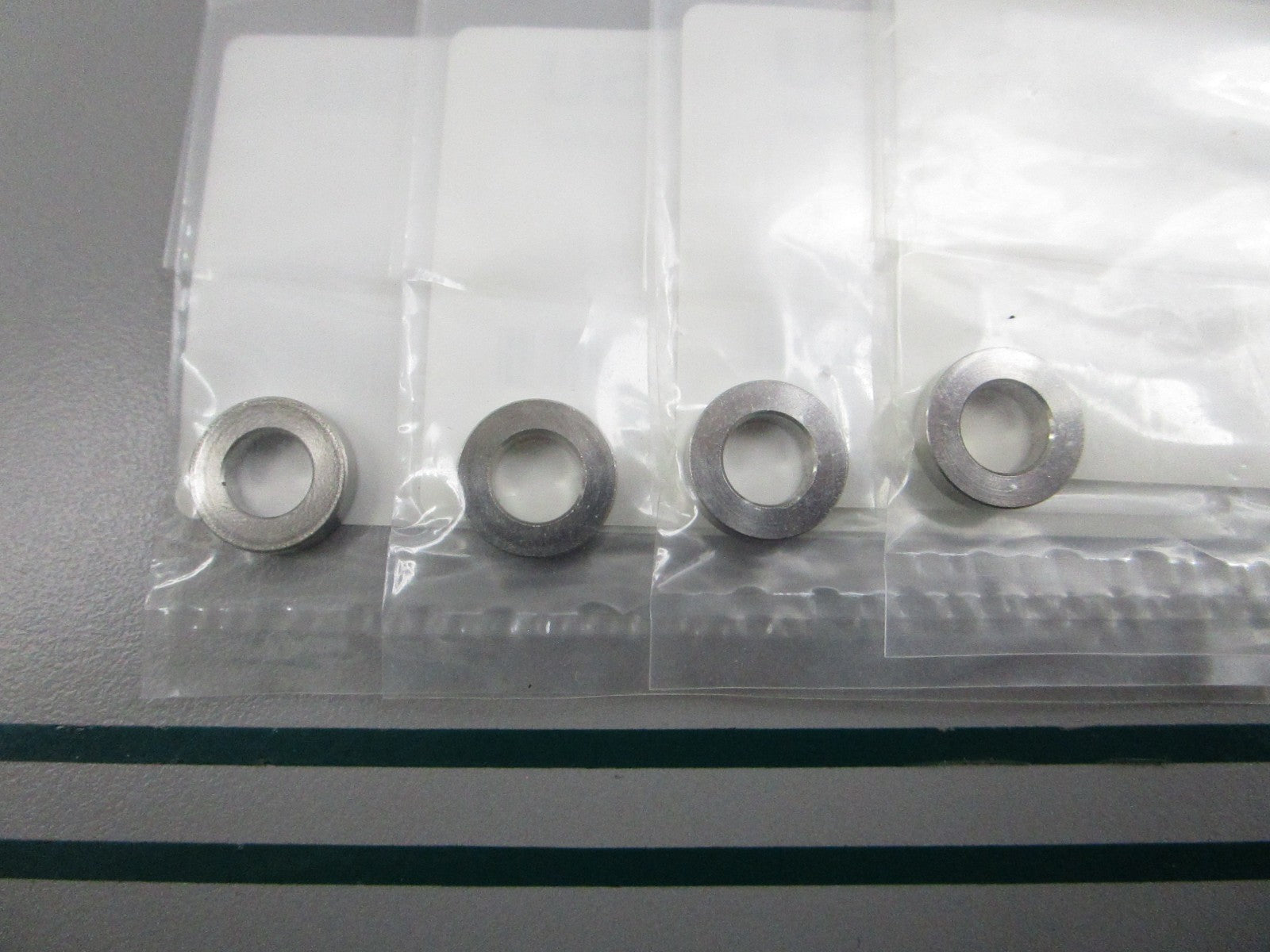 NEW OEM (LOT OF 4) 3T5-10153-0 3T5101530 Tohatsu Collar 0810