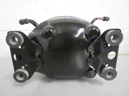 *NEW OEM* 0820 Electrolux Compressor Assy 5304526016