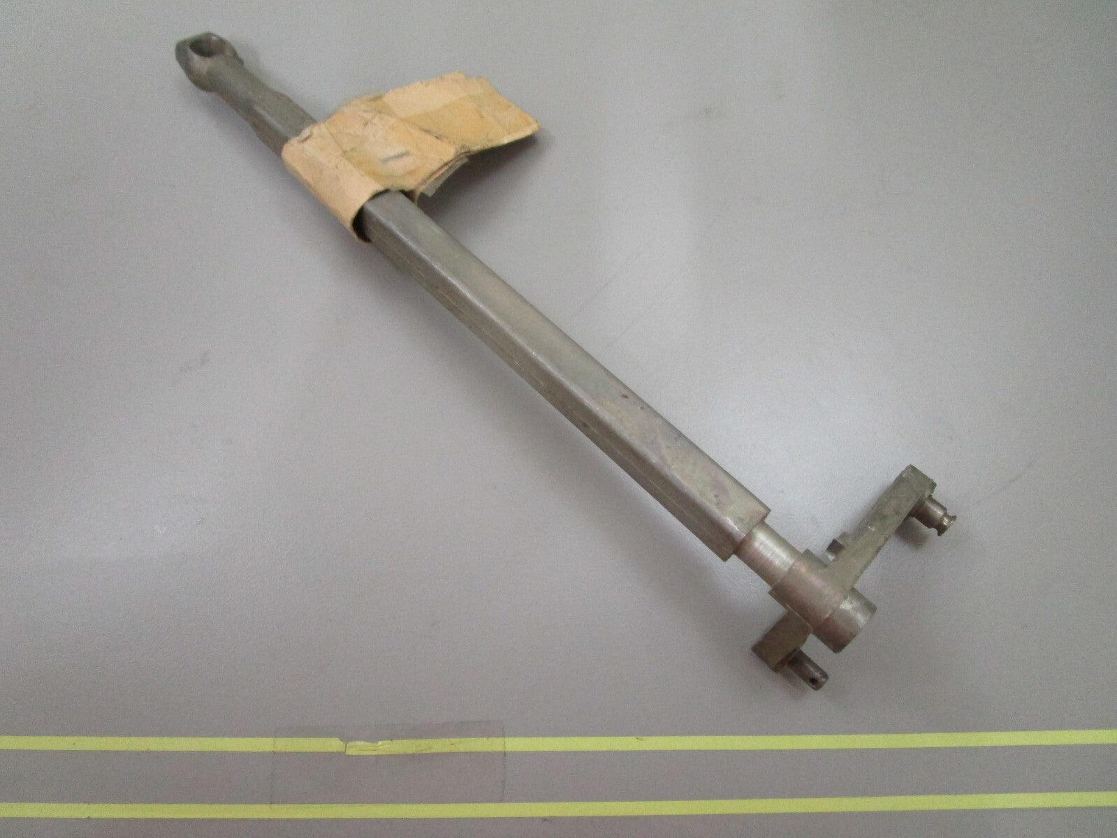 *NEW OEM* 0810 OMC Johnson Evinrude Shaft 377286 0377286