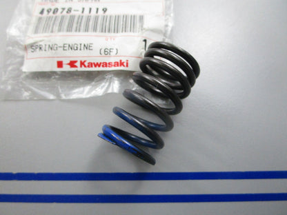 NEW OEM 49078-1119 Kawasaki Engine Spring 0810
