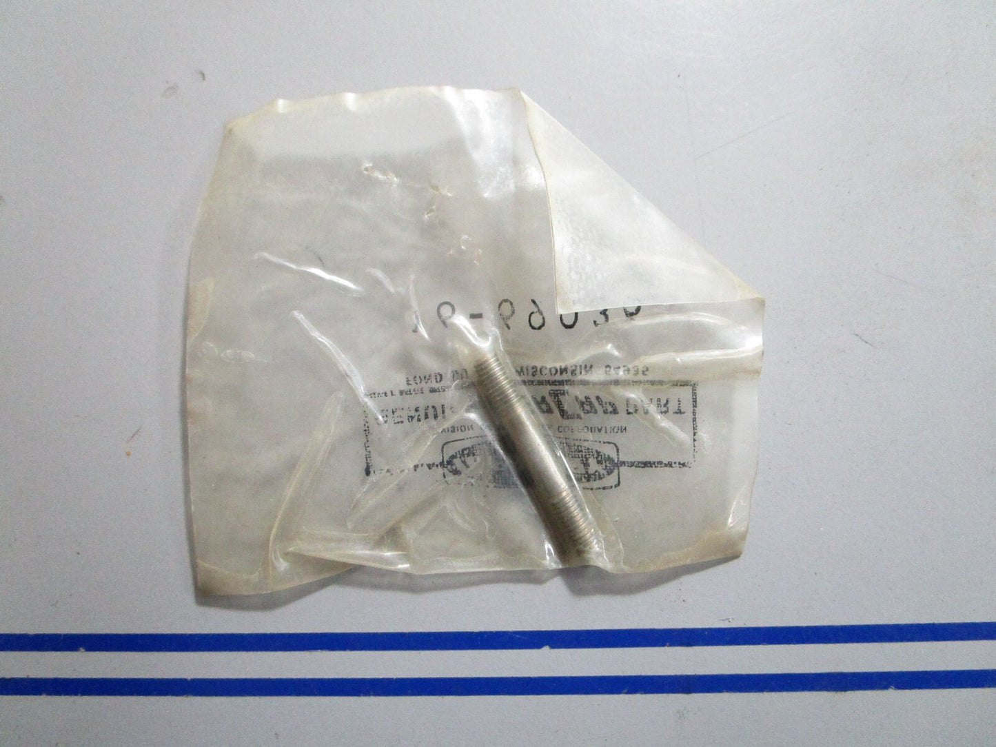 *NEW OEM* 0810 Mercury Quicksilver Stud 16-69036