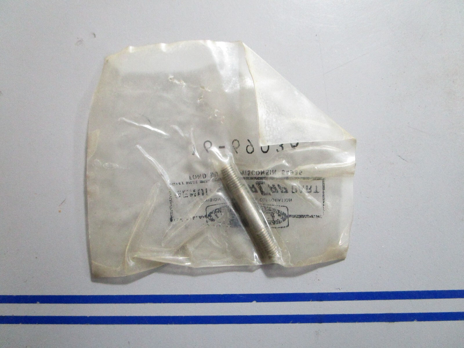 *NEW OEM* 0810 Mercury Quicksilver Stud 16-69036