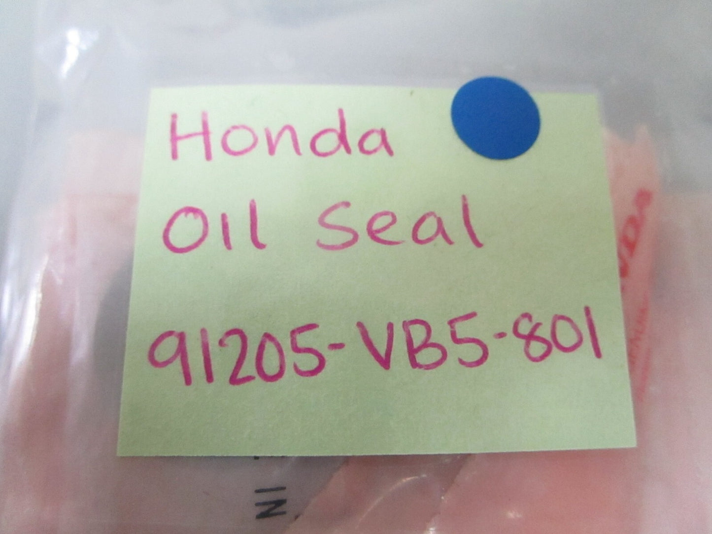 *NEW OEM* 0810 Honda Oil Seal 91205-VB5-801