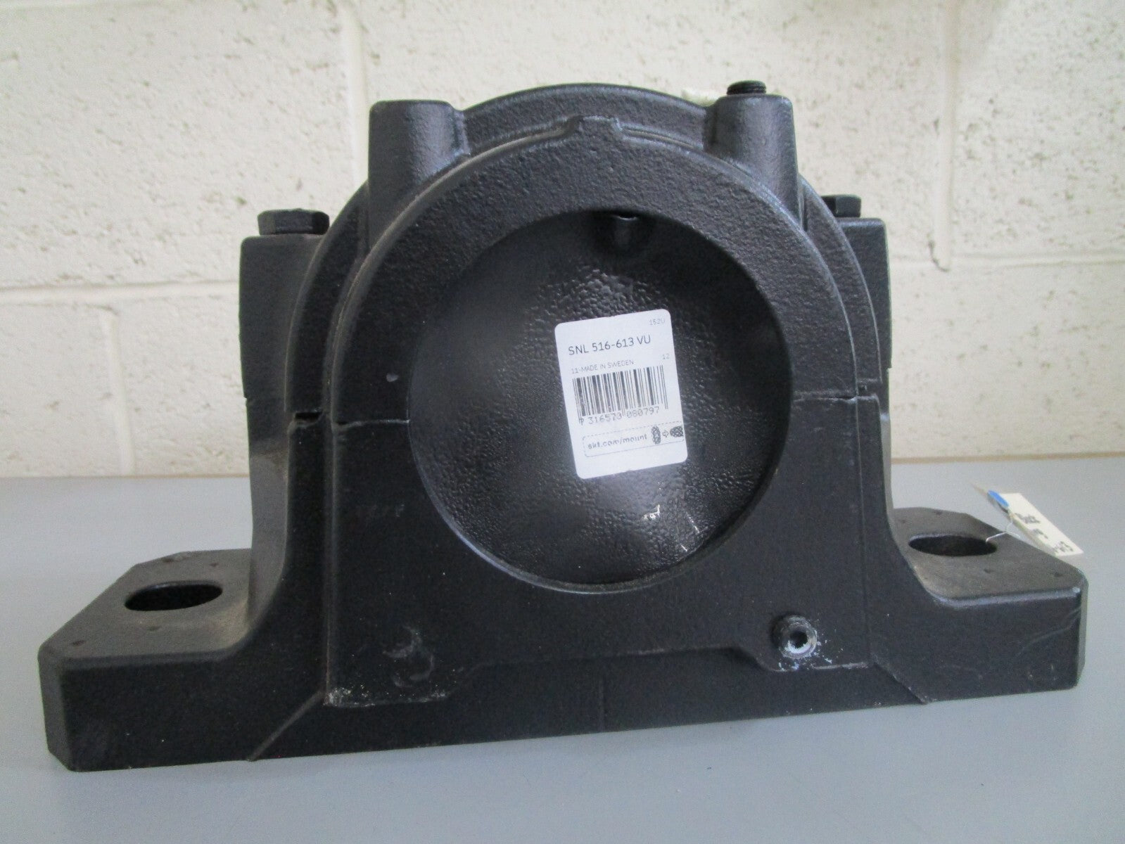 *NEW* 0820 SKF Pillow Block Housing SNL 516-613