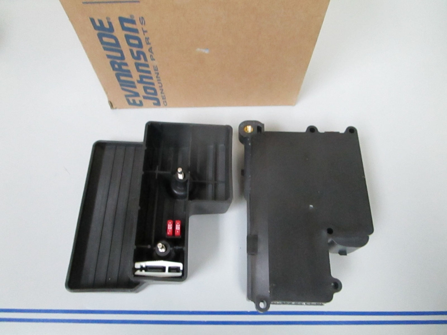 NEW OEM 586754 0586754 OMC Johnson Evinrude Power Distribution Panel 0720