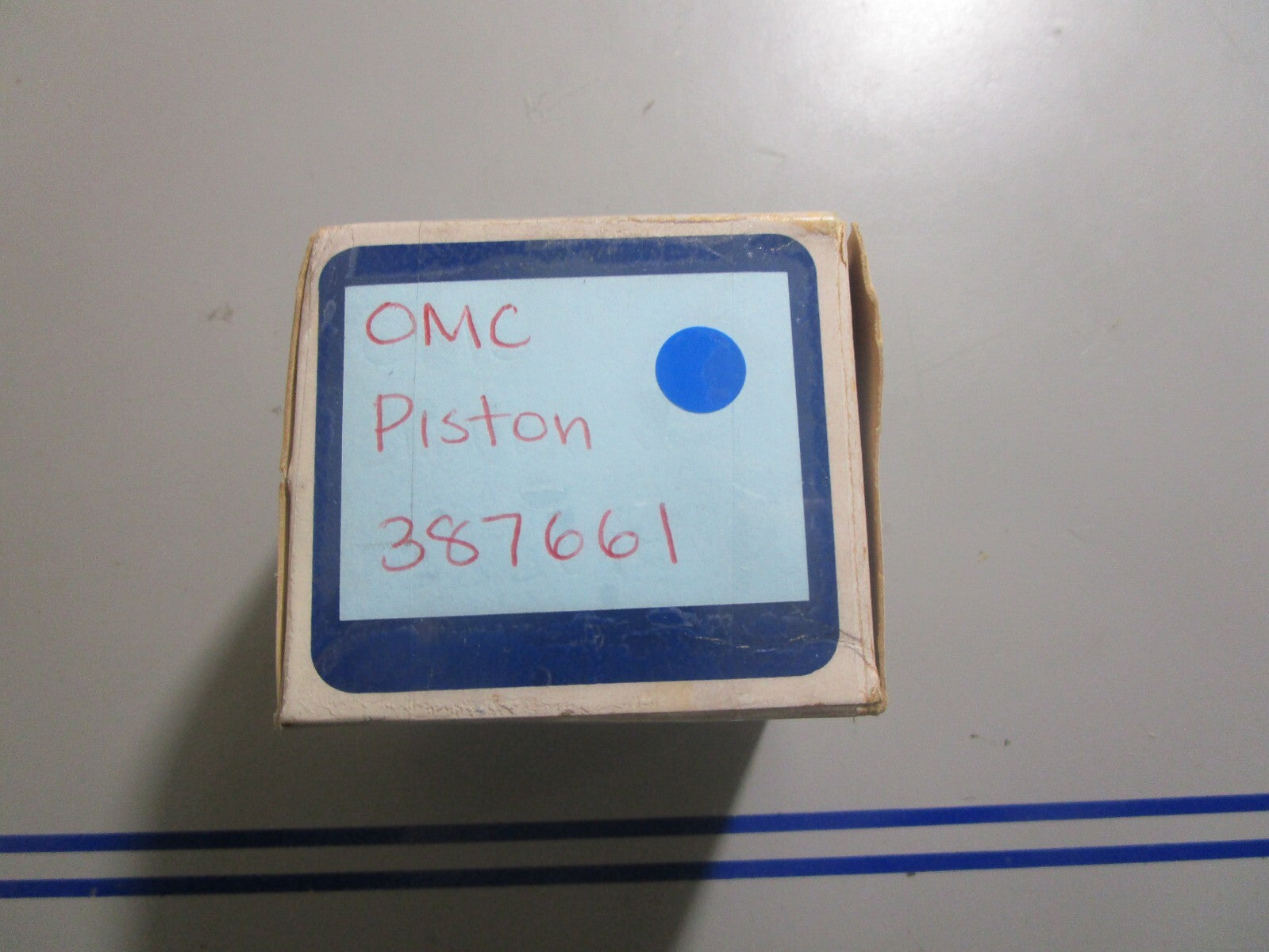 *NEW OEM* 0810 OMC Johnson Evinrude Piston 387661 0387661