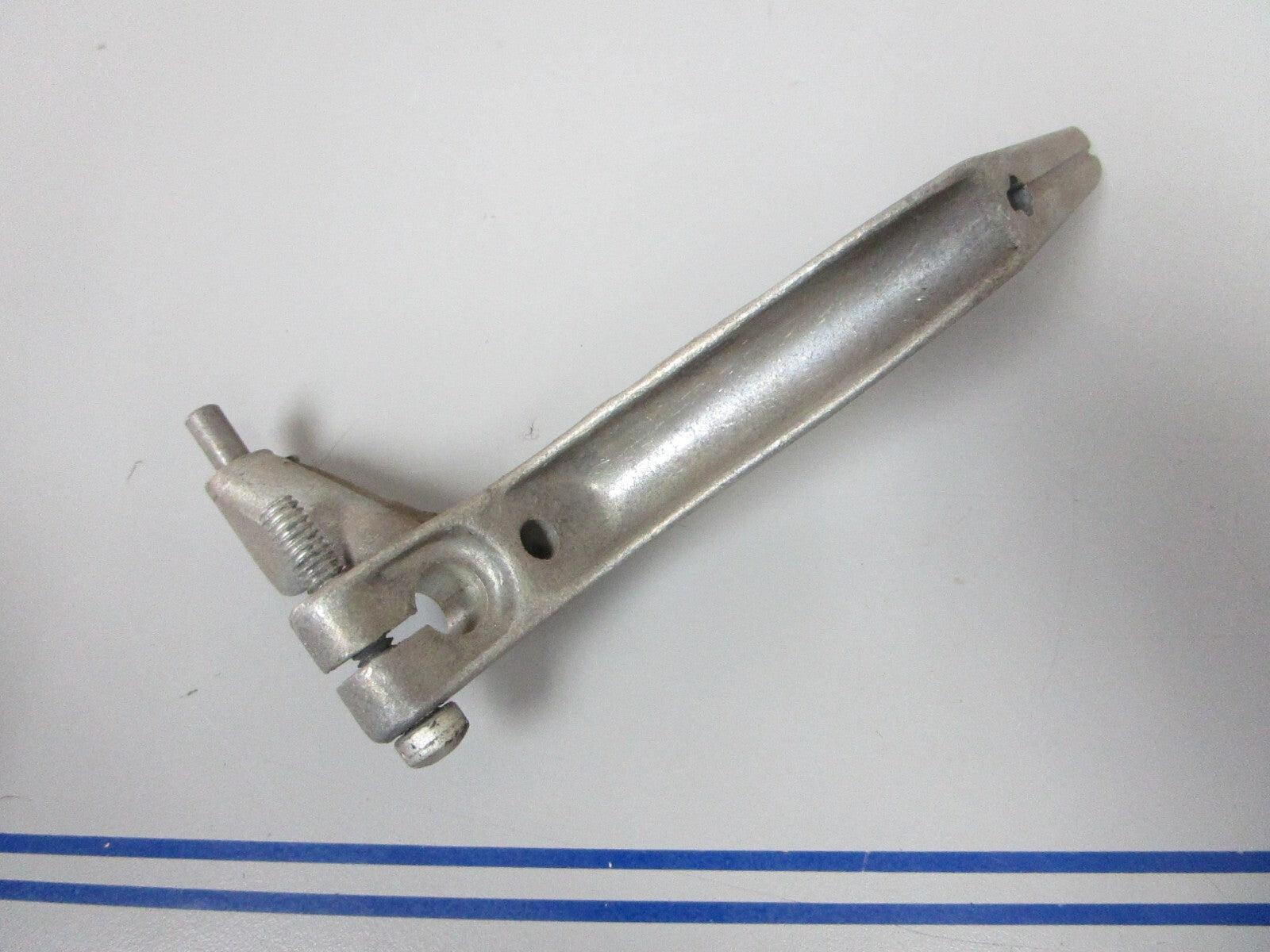 *NEW OEM* 0810 OMC Johnson Evinrude Shift Lever & Screw 279019 0279019 278260