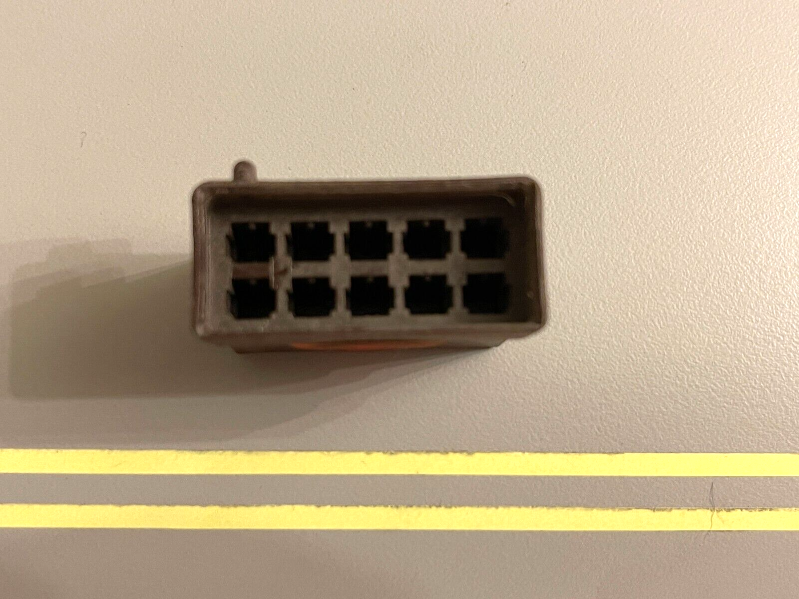 *NEW OEM* 0750 OMC Johnson Evinrude HOUSING CONNECTOR 311472 0311472