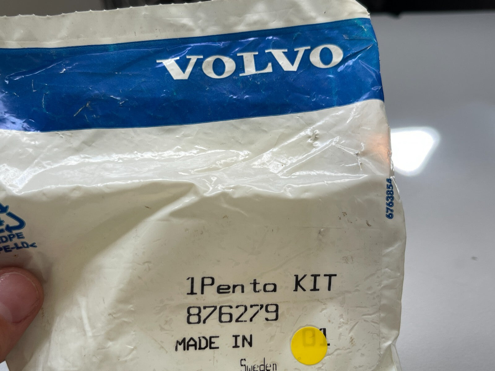*NEW OEM* 0810 Volvo Penta Bushing Kit 876279