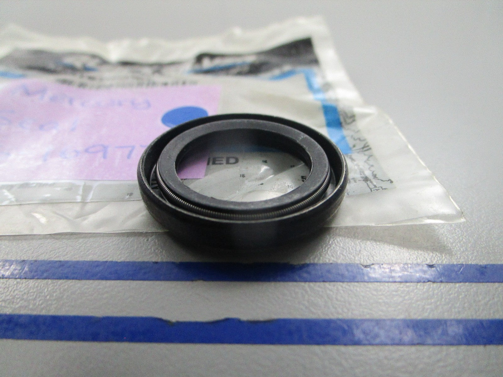 NEW OEM 26-16977 Mercury Quicksilver Seal 0810