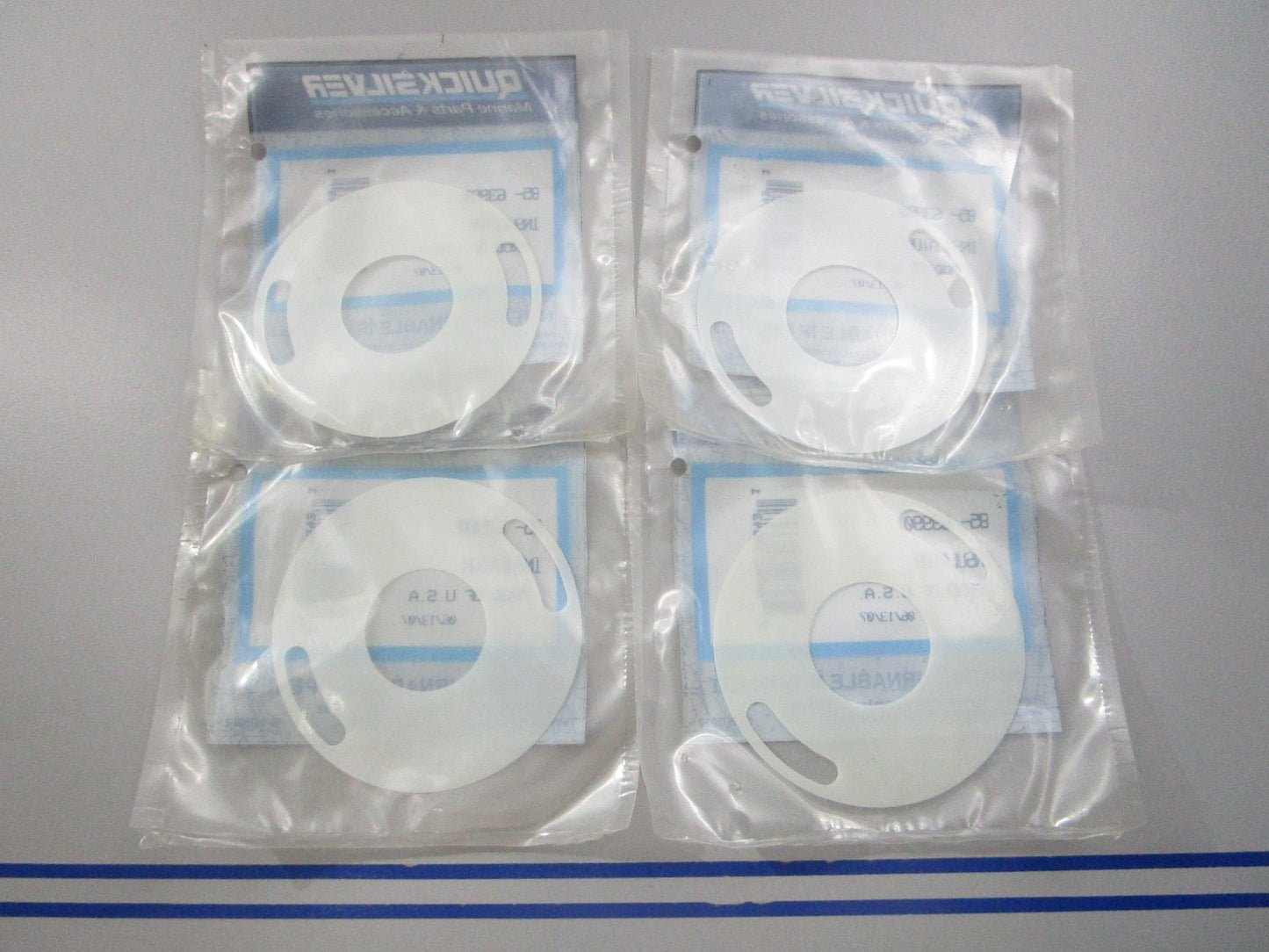 NEW OEM (LOT OF 4) 85-63990 Mercury Quicksilver Insulator 0810