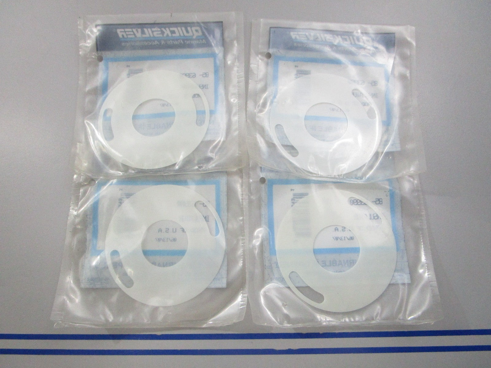 NEW OEM (LOT OF 4) 85-63990 Mercury Quicksilver Insulator 0810