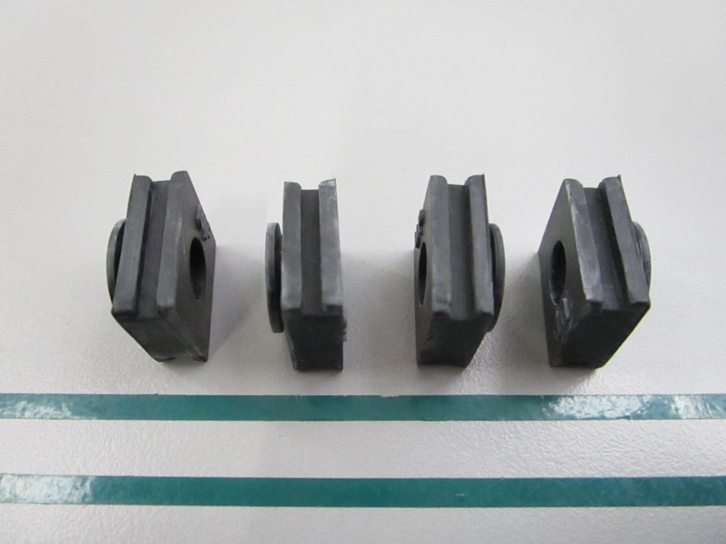 NEW OEM (LOT OF 4) 26-1080M Mercury Quicksilver Seal 0810