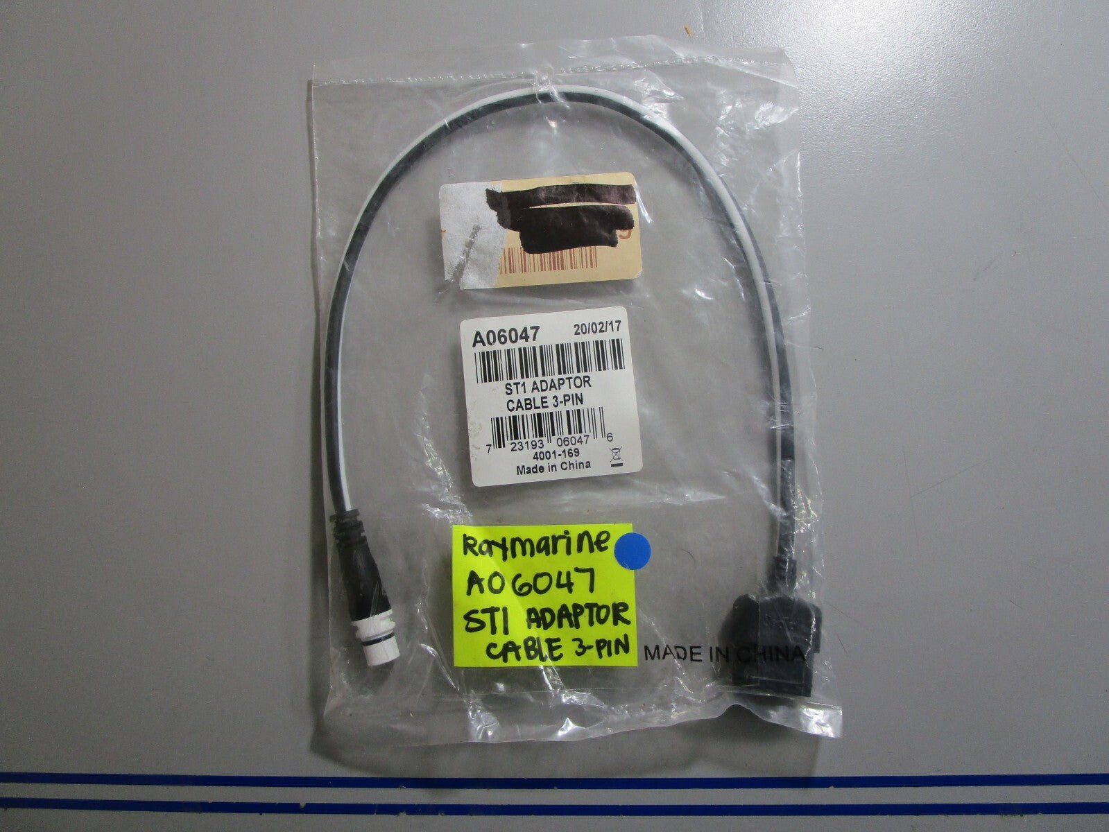 *NEW* 0810 Raymarine STI Adaptor Cable 3-Pin A06047
