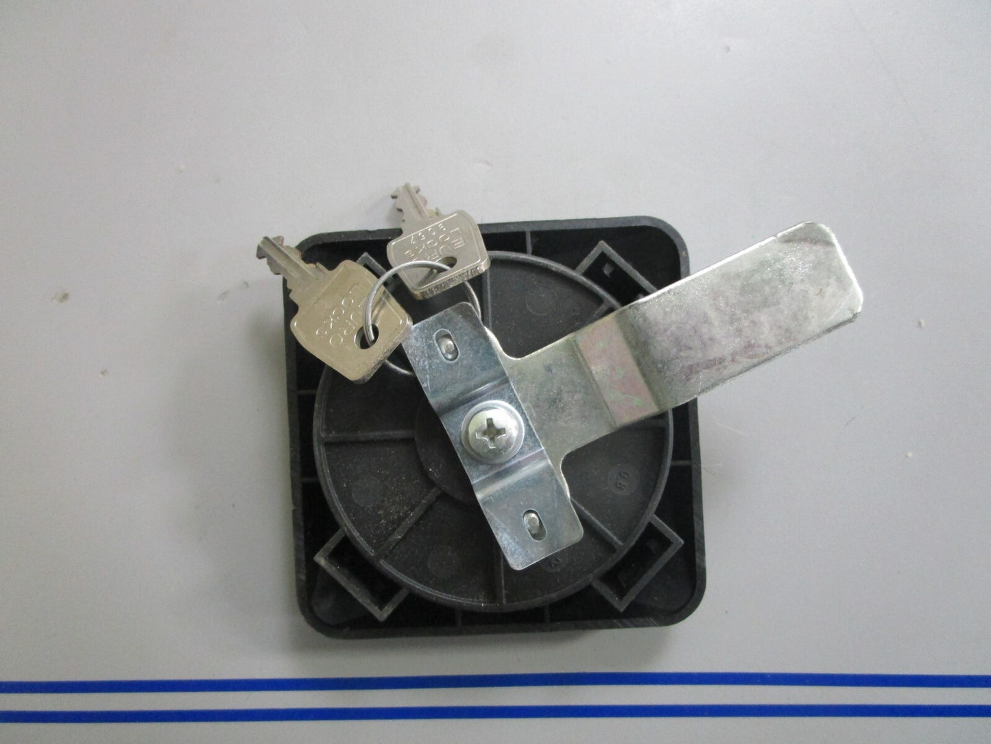 *NEW* 0810 Olympian Door Latch 531-107