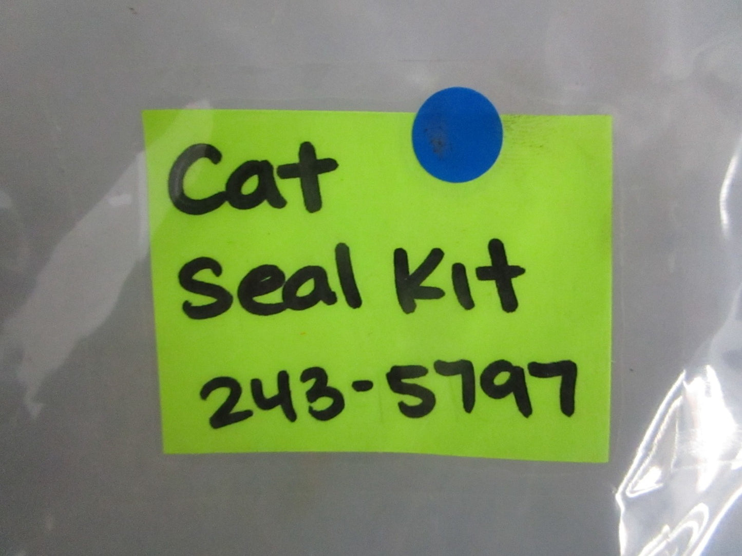 NEW OEM 243-5797 CAT Seal Kit 0820