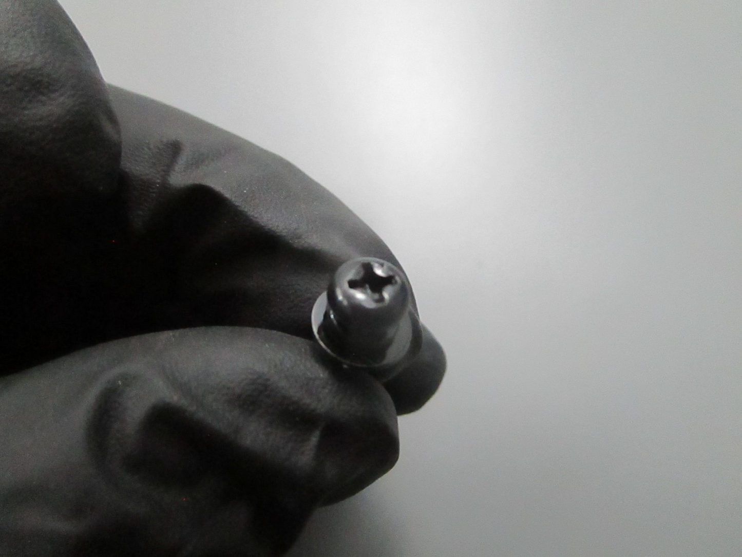 *NEW OEM* 0810 Harley Davidson Anti-Rattle Screw 45800-04