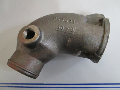 *NEW OEM* 0820 OMC Johnson Evinrude Exhaust Elbow 907776 0907776