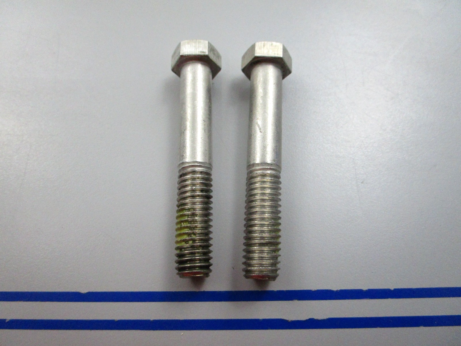 NEW OEM (LOT OF 2) 328078 0328078 OMC Johnson Evinrude Screw 0810