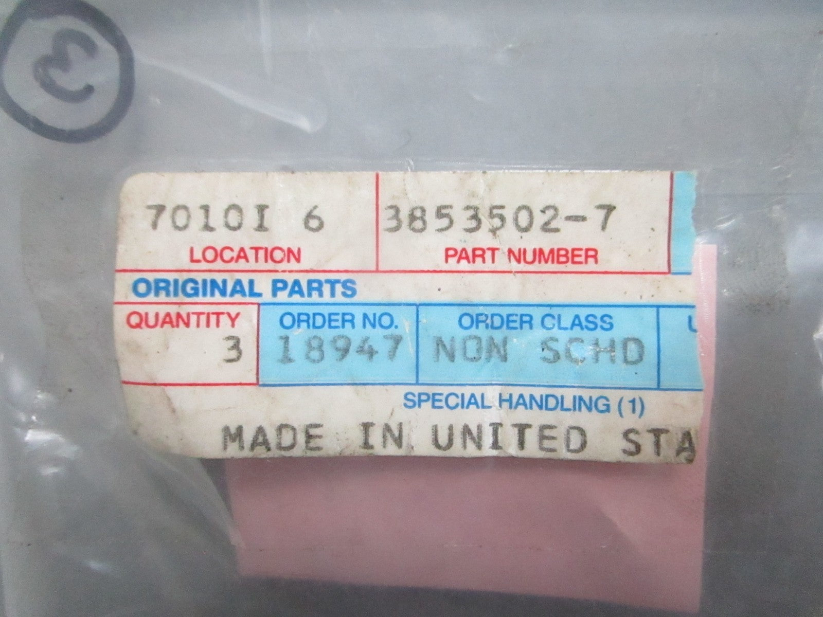 *NEW OEM* 0820 Volvo Penta Bolt 3853502