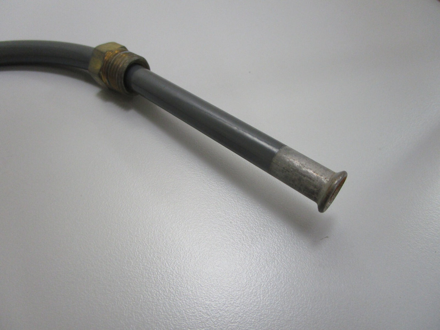 *NEW OEM* 0820 OMC Johnson Evinrude Tube Ay 985600 0985600