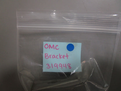 *NEW OEM* 0770 OMC Johnson Evinrude Bracket 319948 0319948
