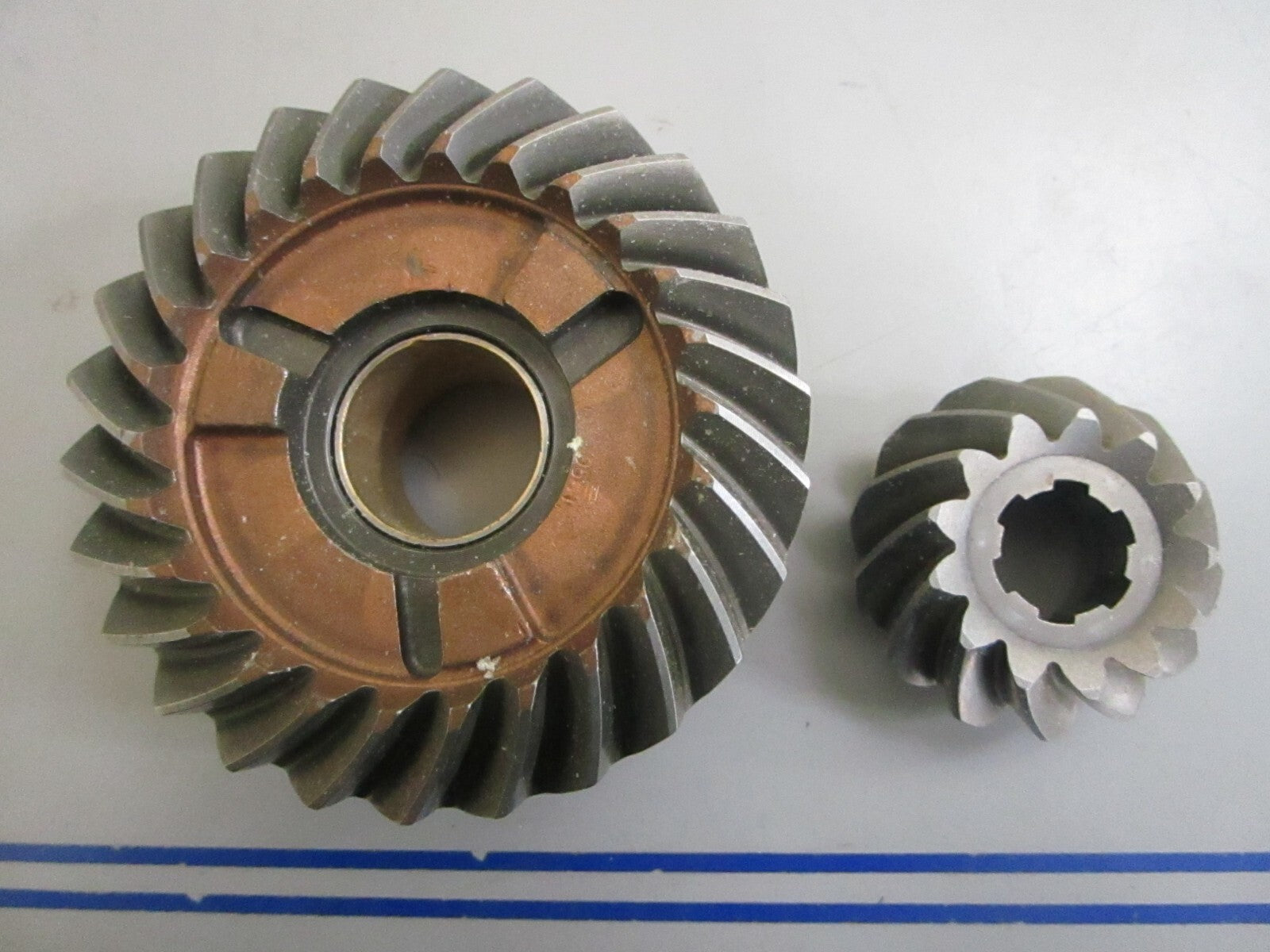 *NEW OEM* 0820 OMC Johnson Evinrude Forward & Pinion Gear Set 986655 0986655