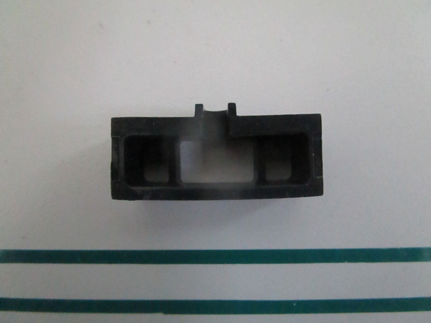 NEW OEM 335951 0335951 OMC Johnson Evinrude Anchor 0820