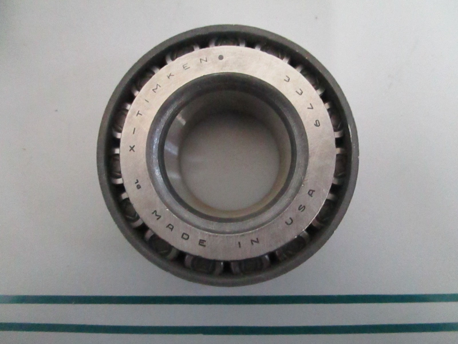 NEW OEM 3379 Timken Tapered Roller Bearing 0820