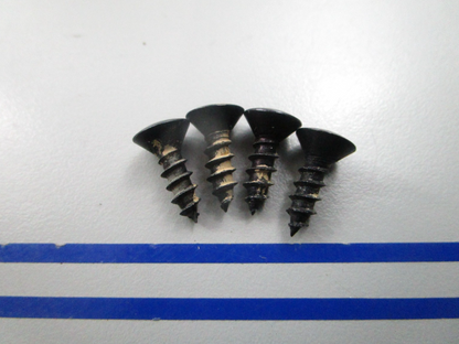 NEW OEM (LOT OF 4) 312691 0312691 OMC Johnson Evinrude Screw 0810