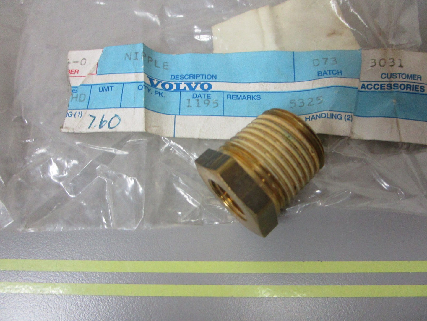 *NEW OEM* 0810 Volvo Penta Nipple 479954