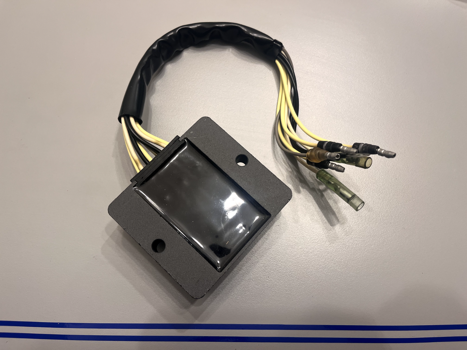 *NEW OEM* 0720 Suzuki 150 175 200 225 hp Rectifier Regulator 32800-92E00