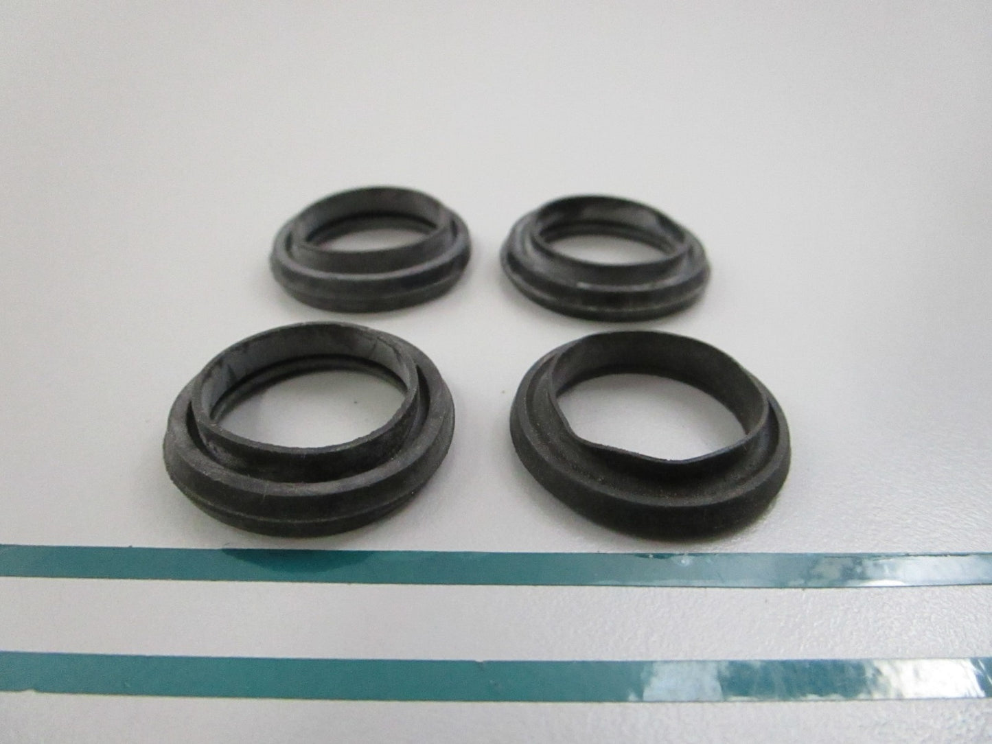 OMC Johnson Evinrude NEW OEM Thermostat Seal 310058 0310058 (LOT OF 4) 0810