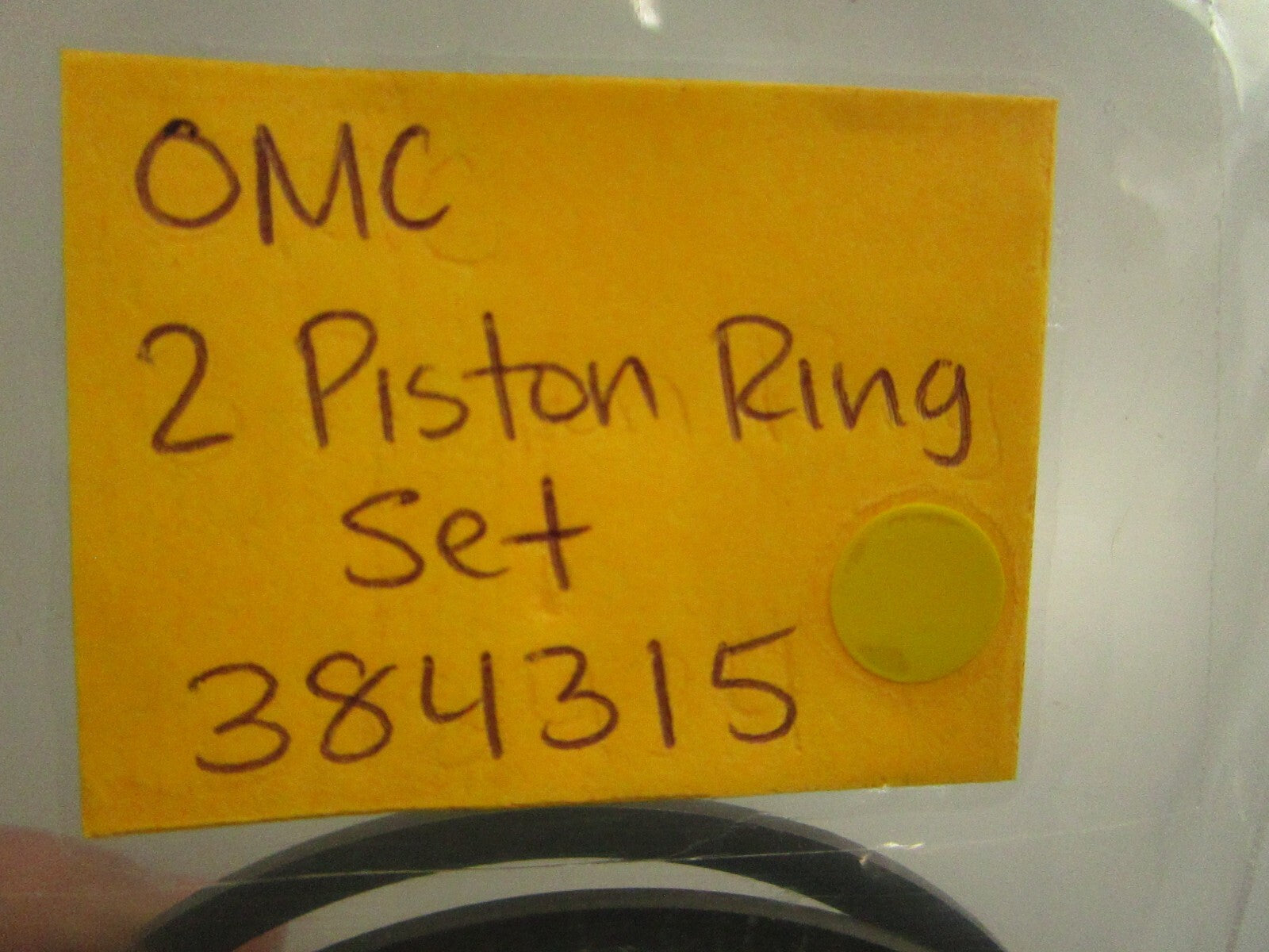 *NEW OEM* 0810 OMC Johnson Evinrude 2 Piston Ring Set 384315 0384315