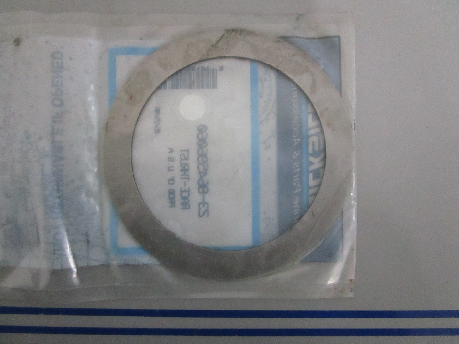 NEW OEM 23-864596060 Mercury Quicksilver Thrust Bearing Race 0820