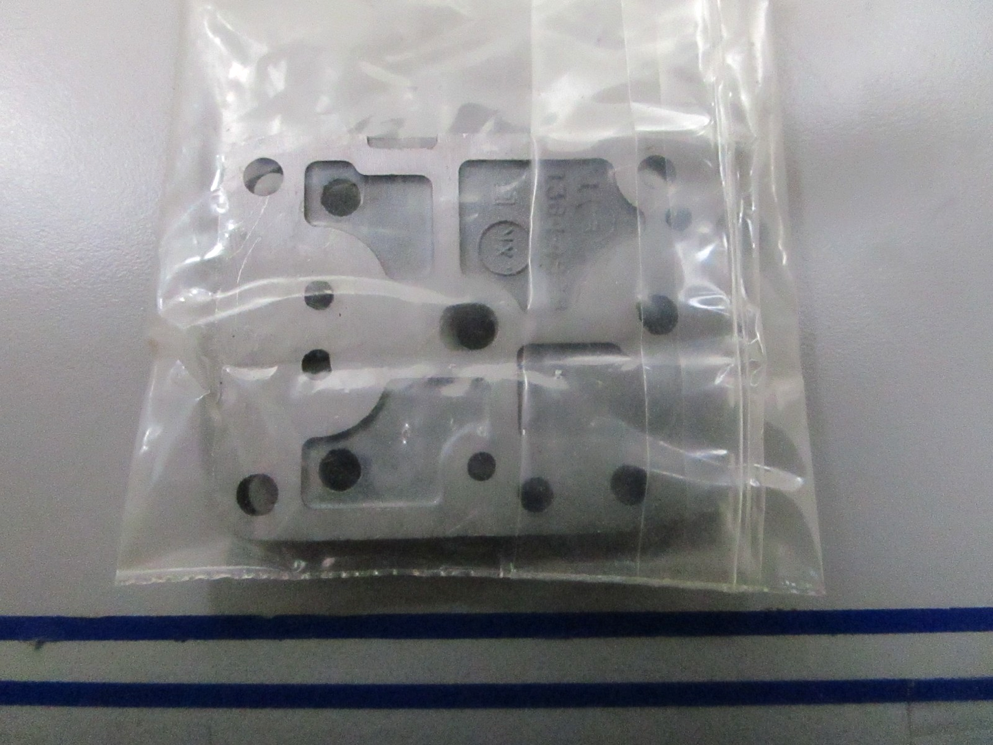 *NEW OEM* 0810 Mercury Quicksilver Fuel Pump Body 1399-5129