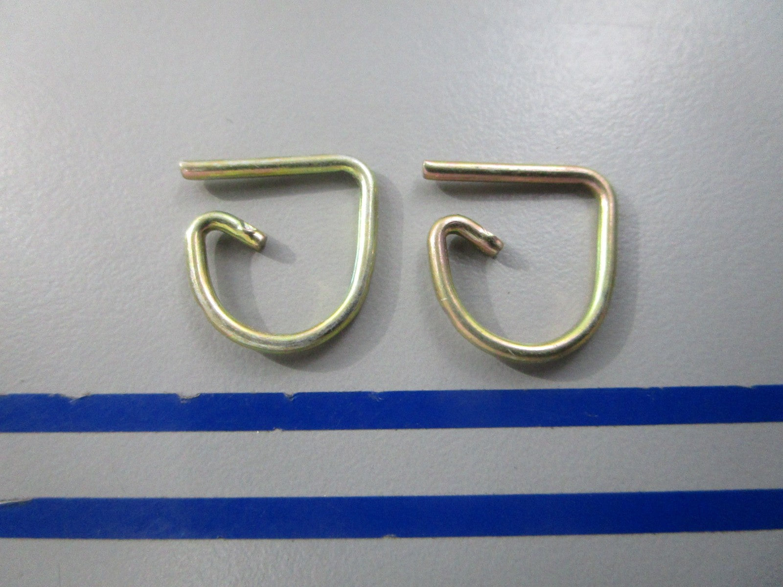 NEW OEM (LOT OF 2) 910042 0910042 OMC Johnson Evinrude Hitch Pin 0810