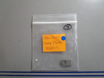 *NEW OEM* 0810 Volvo Penta Clamp Plate 831917