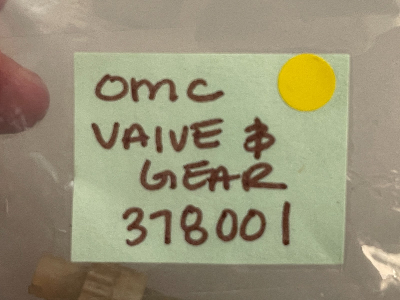 *NEW OEM* (LOT OF 2) 0810 OMC Johnson Evinrude Valve & Gear 378001 0378001