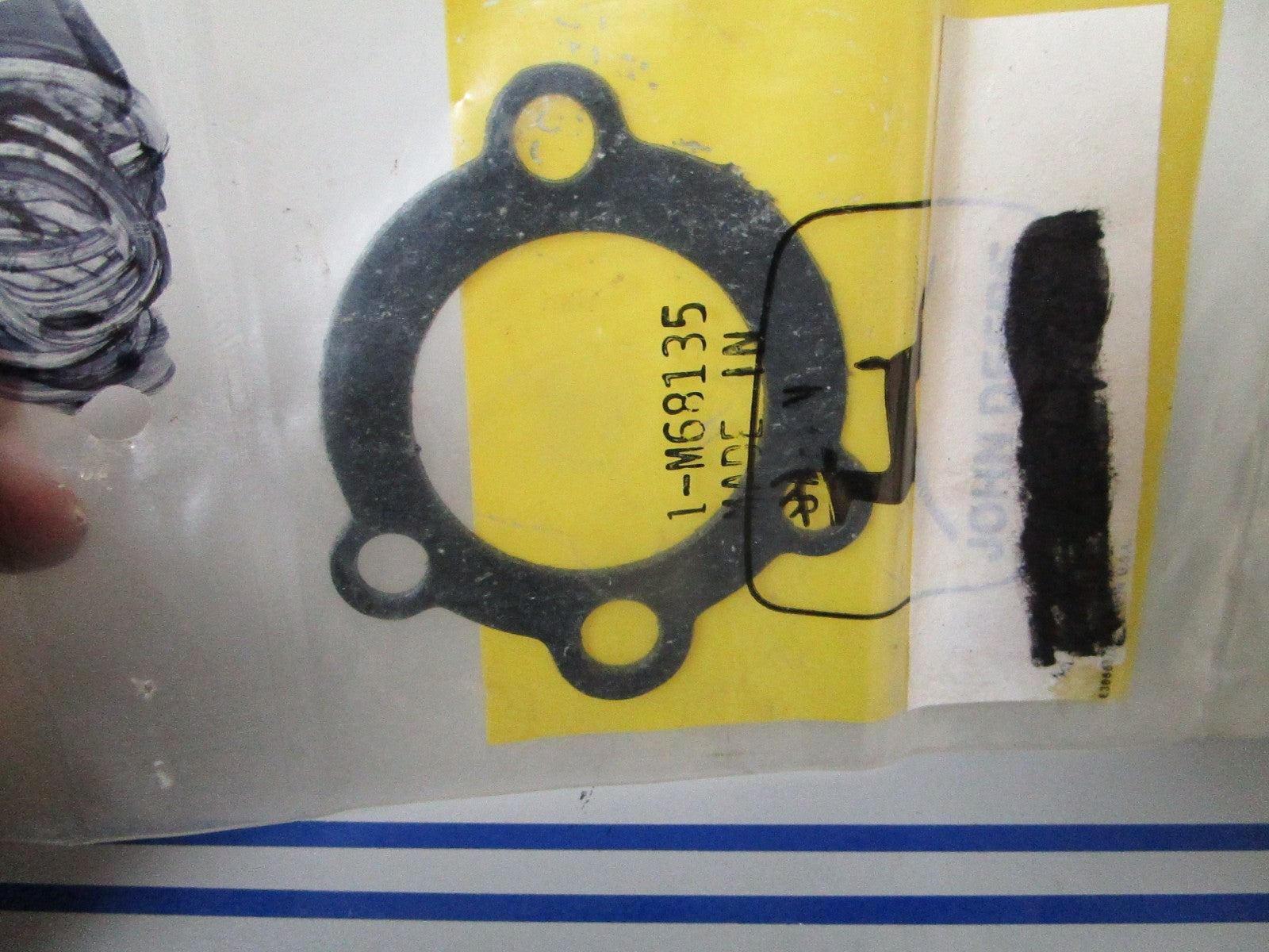 NEW OEM M68135 John Deere Intake Gasket 0810