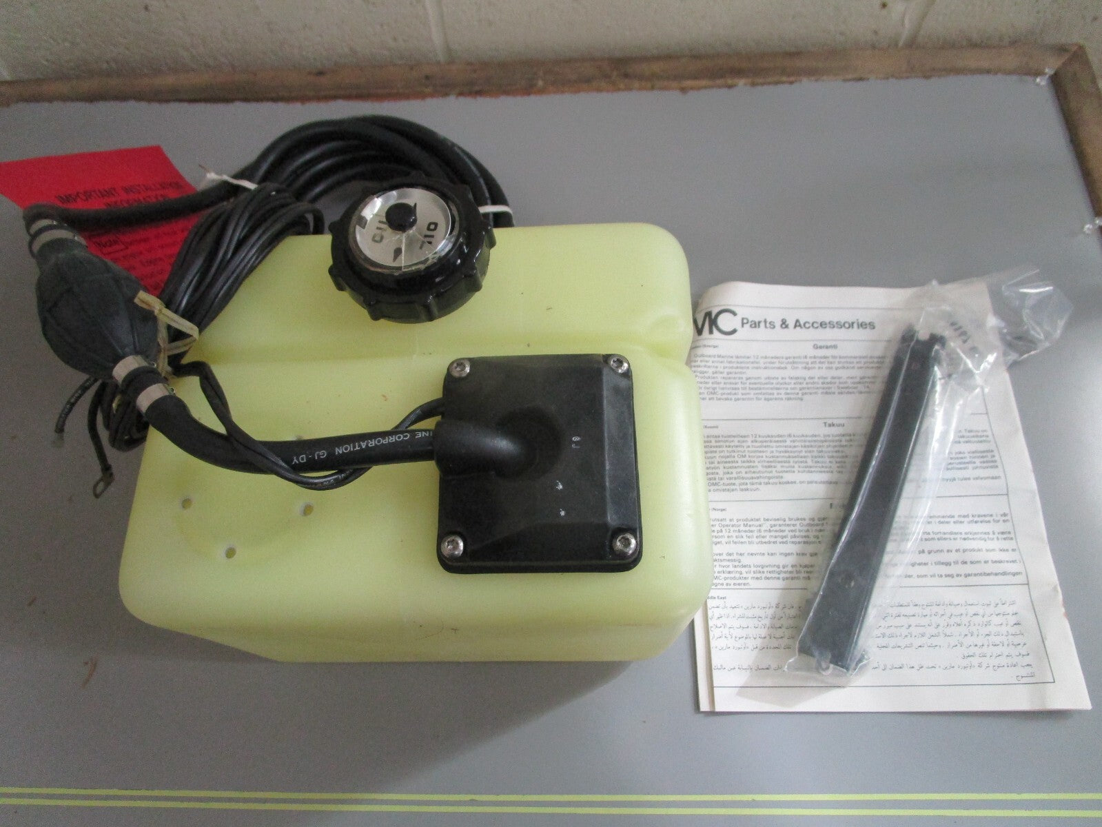 *NEW OEM* 0820 OMC Johnson Evinrude VRO 1.8 Gallon Oil Tank Kit 174167 0174167