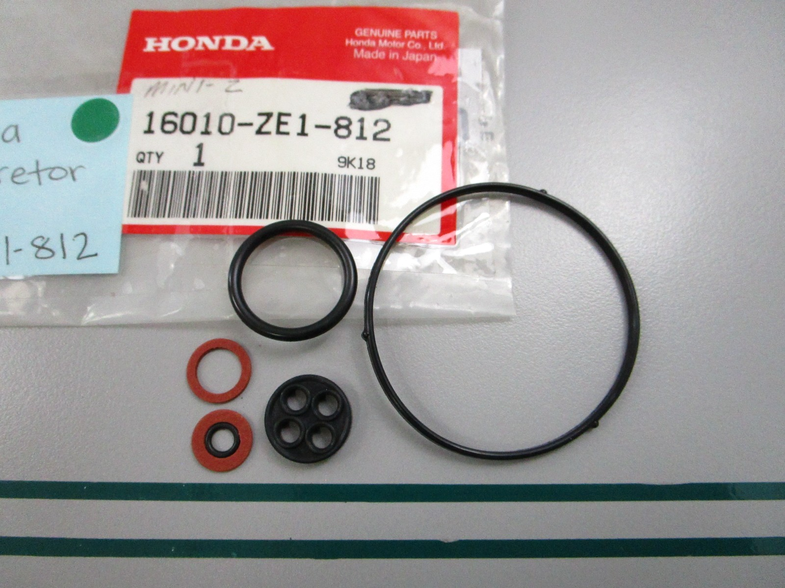 NEW OEM 16010-ZE1-812 Honda Carburetor Kit 0810