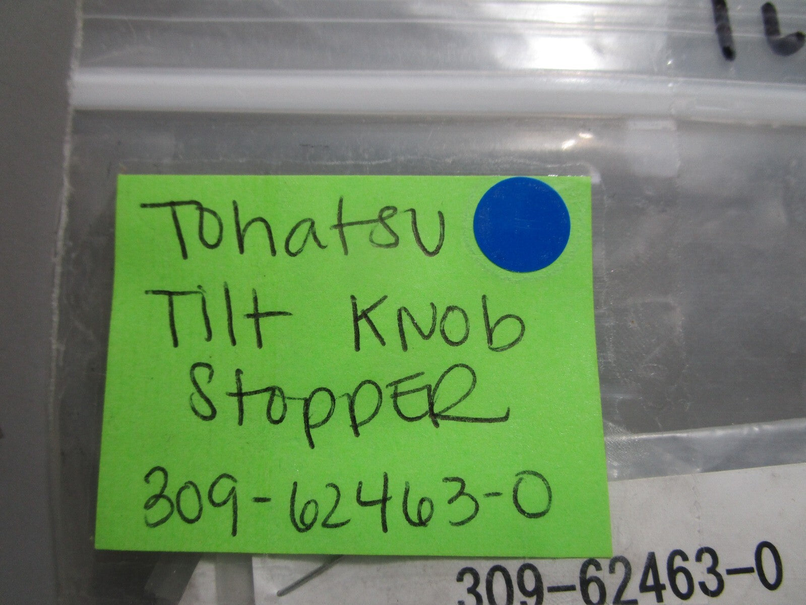 *NEW OEM* 0810 Tohatsu Tilt Knob Stopper 309-62463-0 309624630